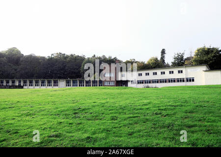 Ysgol Gynradd Beaumaris Grundschule Außenansicht des Gebäudes für Schließung Beaumaris ANGLESEY Wales UK KATHY DEWITT bestimmt Stockfoto