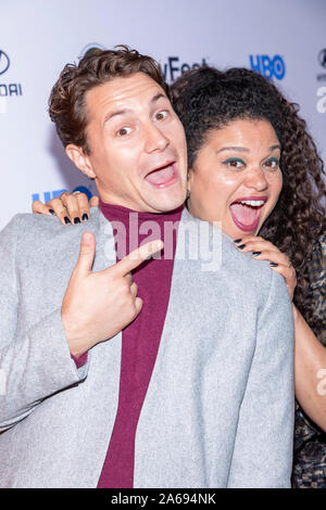 New York, NY, USA - 23. Oktober 2019: Augustus Prew und Michelle Buteau nehmen an der öffnung Nacht Screening der ell Durch "während NewFest Film Festival ein Stockfoto