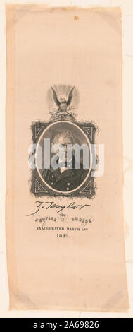 Z Taylor, die Wahl der Menschen, eröffnet zum 5. März 1849 Abstract: eine Gedenktafel Abzeichen für die Amtseinführung von Präsident Zachary Taylor. Taylor wurde am 5. März geschworen, einen Tag später als die üblichen Einweihung Datum, die im Jahre 1849 auf einen Sonntag fiel. Die Abzeichen verfügt über eine Büste Portrait von Taylor in Uniform, das angezeigt wird, auf eine von mehreren Daguerreotypien des allgemeinen an und kurz nach dem Ende des mexikanischen Krieges basieren. (Siehe Fister, Nr. 22.) Es ist innerhalb eines rechteckigen Rahmen, der mit einer dünnen Vine Entwined gesetzt. Der Rahmen ist durch einen Globus, auf dem Rest einer Amerikanischen überwunden Stockfoto