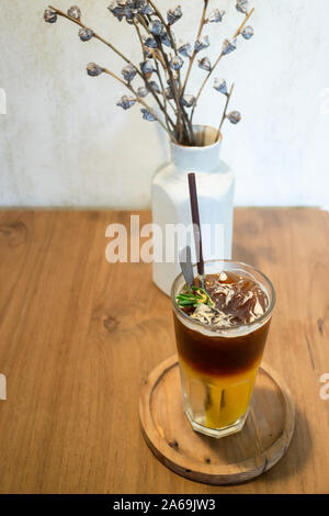 Signature Drink von Eistee pfirsich Kaffee schwarz, Foto Stockfoto