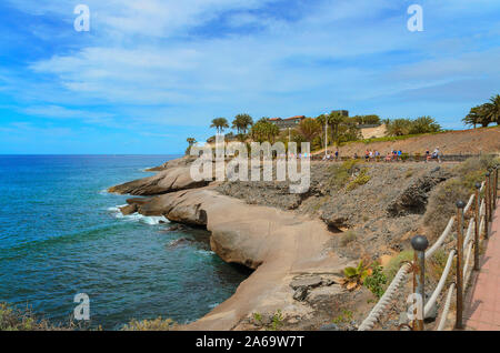 Uferpromenade an der Costa Adeje, im Süden von Teneriffa in der Nähe von El Duque Strand Stockfoto