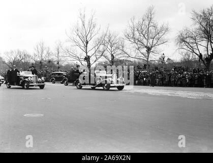 Franklin D. Roosevelt - Einweihung von Franklin D. Roosevelt. Motorcade. Washington, D.C., Ca. März 4, 1933 Stockfoto