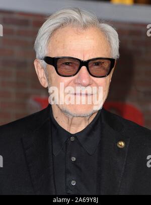 Los Angeles, CA. 24 Okt, 2019. Harvey Keitel in der Ankunftshalle für die Iren Premiere, TCL Chinese Theatre (ehemals Grauman's), Los Angeles, CA 24. Oktober 2019. Credit: Elizabeth Goodenough/Everett Collection/Alamy leben Nachrichten Stockfoto