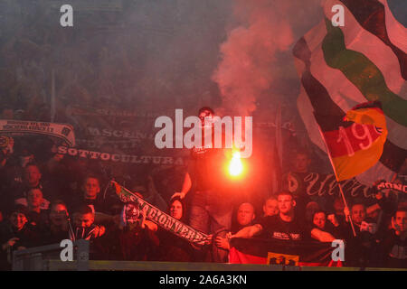 Roma, Italien. 24 Okt, 2019. Anhänger von Borussia Mönchengladbach in der Europa League football Match AS Roma vs Borussia M Gladbach vom 23.Oktober 2019 im Olympischen Stadion (Foto von Antonio Balasco/Pacific Press) Quelle: Pacific Press Agency/Alamy leben Nachrichten Stockfoto