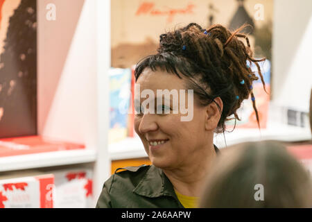 FRANKFURT AM MAIN, Deutschland - 17. Oktober 2019: Olga Tokarczuk (* 1962, Autor - Nobelpreisträger für Literatur 2018) Am 71. Frankfurter Buchmesse Buchmesse Frankfurt Stockfoto