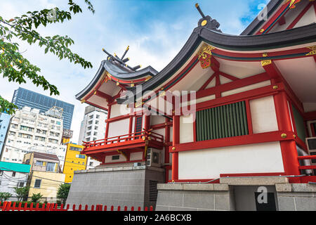 Tokio, Japan, Asien - 27. August 2019: Der Hanazono Jinja Schrein Stockfoto