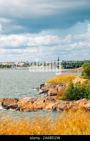 Natur Landschaft an der Seefestung Suomenlinna in Helsinki, Finnland Stockfoto