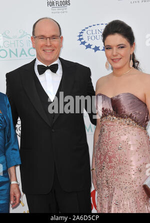 MONACO, Frankreich. Mai 23, 2012: Fürst Albert II. von Monaco & Melanie Antoinette de Massy in der konstituierenden Nächte in Monaco Gala der Prinz Albert II von Monaco Stiftung und der William Clinton Foundation, im Hotel de Paris, Monte Carlo. © 2012 Paul Smith/Featureflash Stockfoto