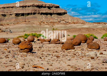 Stein Kugeln - Ischigualasto Provincial Park - Argentinien Stockfoto