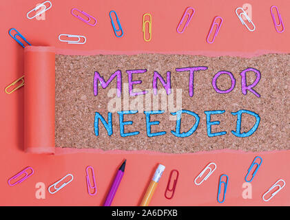 Wort schreiben Text Mentor benötigt. Business Foto zur Schau stellen wollte Hilfe für mehr erfahren oder mehr Kenntnisse demonstrieren, stationäre und zerrissen Ca Stockfoto