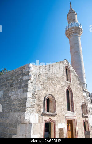 Kizilhisarli Mustafa Pasa Moschee in der Burg von Bodrum, Türkei. Stockfoto