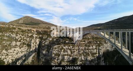 Brücke von Arturby in der Nähe der Schluchten von Verdon Stockfoto