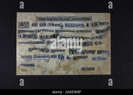 Replica Memorabilia in Bezug auf Jack The Ripper: Brief, den die Metropolitan Police erhalten hat, signiert "Jack The Ripper". Stockfoto