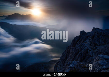 Der Blick vom Monte Lagazuoi, in den italienischen Dolomiten Stockfoto