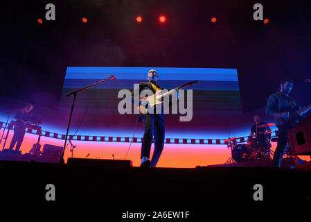 MADRID - SEP 7: Zwei Tür Cinema Club (Band) im Konzert an Dcode Music Festival führen Sie am 7. September 2019 in Madrid, Spanien. Stockfoto