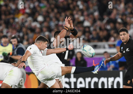 Yokohoma, Japan. 26 Okt, 2019. Ben Youngs von England während der 2019 Rugby World Cup Halbfinale zwischen England und Neuseeland Gleiches an der International Stadium Yokohama Yokohama, Japan am 26. Oktober 2019. Foto von Tadashi Miyamoto Credit: Lba Co.Ltd./Alamy leben Nachrichten Stockfoto