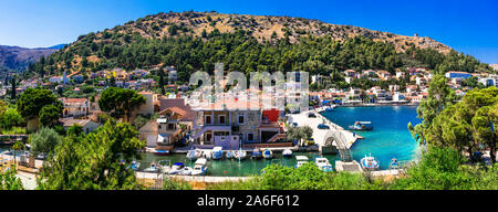 Authentische griechische Insel Chios. Traditionelle schöne Fischerdorf Lagkada (lagada) Stockfoto