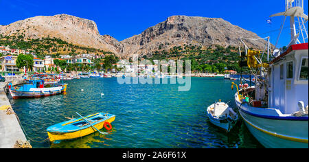 Authentische griechische Insel Chios. Traditionelle schöne Fischerdorf Lagkada (lagada) Stockfoto