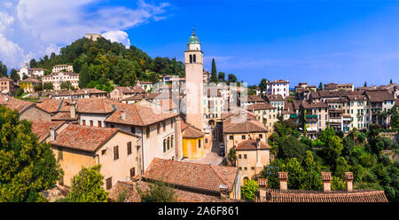 Reisen und Sehenswürdigkeiten im Norden von Italien - mittelalterliche Stadt Asolo in Venetien Provinz Stockfoto