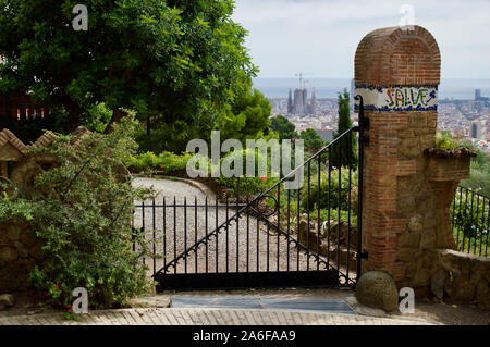 Casa Marti Trias ich Domenech im Park Güell in Barcelona, Spanien Stockfoto