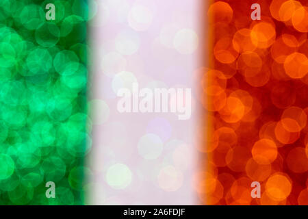 Grün Weiß Rot abstrakte patriotischen Hintergrund mit Bokeh, glänzenden Vorlage mit Defokussierten Glitzereffekt Stockfoto