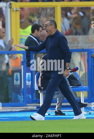 Lecce, Italien. 26. Oktober 2019. Juventus' italienische Trainer Maurizio Sarri Gesten während der italienischen Serie A Fußballspiel US Lecce vs Juventus Turin am 26. Oktober 2019 An der Via del Mare-Ettore Giardiniero Stadion. Lecce zeichnete mit Juventus 1-1. Credit: Unabhängige Fotoagentur Srl/Alamy leben Nachrichten Stockfoto