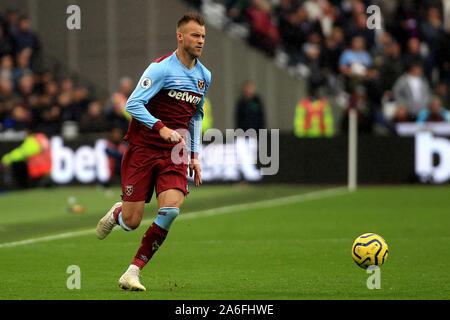 London, Großbritannien. 26 Okt, 2019. Andriy Yarmolenko von West Ham United in Aktion. Premier League match, West Ham United v Sheffield Utd an der London Stadium, Queen Elizabeth Olympic Park in London am Samstag, den 26. Oktober 2019. Dieses Bild dürfen nur für redaktionelle Zwecke verwendet werden. Nur die redaktionelle Nutzung, eine Lizenz für die gewerbliche Nutzung erforderlich. Keine Verwendung in Wetten, Spiele oder einer einzelnen Verein/Liga/player Publikationen. pic von Steffan Bowen/Andrew Orchard sport Fotografie/Alamy Live news Credit: Andrew Orchard sport Fotografie/Alamy leben Nachrichten Stockfoto