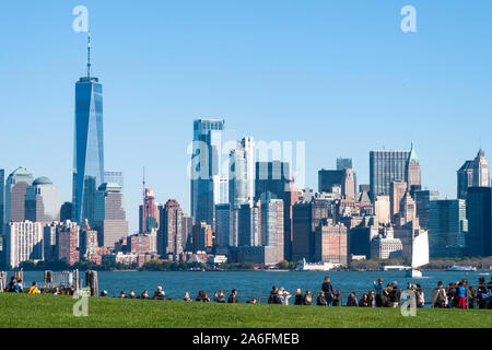 Ellis Island und die Skyline von Manhattan Stockfoto