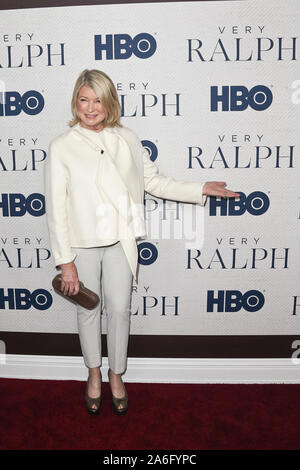 Martha Stewart nimmt an HBO' sehr Ralph' Uraufführung an der Metropolitan Museum der Kunst am Oktober 23, 2019 in New York City. Stockfoto