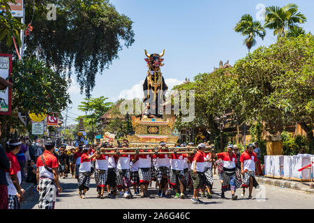 Festzug in Ubud, Bali, Indonesien, Südostasien, Asien Stockfoto