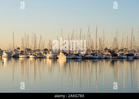 Hafen Szene von La Playa, das Bayfront Nachbarschaft in der Point Loma Gemeinschaft von San Diego, Kalifornien fotografiert. Stockfoto