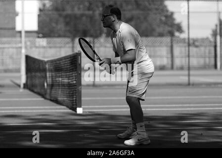 Ein über 50's Tennis Turnier, an den lokalen Verein. Bewegung und Wohlbefinden Stockfoto