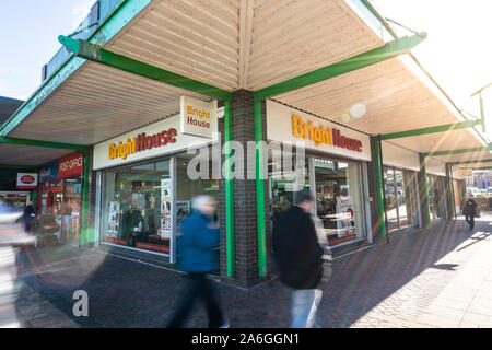 Brighthouse, helles Haus, die wöchentliche hohe Zinsen zahlen, Store, Shop im Zentrum der Stadt, Finance Company High Street Store Stockfoto