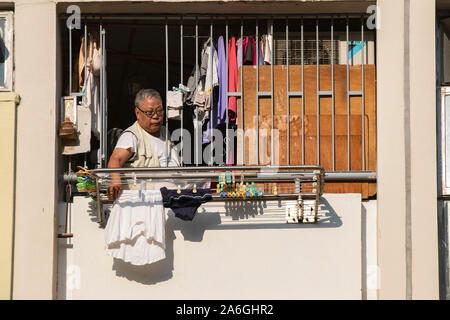 Wäscheservice detailliert auf die Choi Hung Immobilien in Hongkong Stockfoto