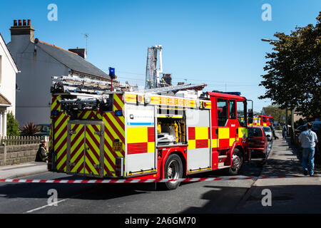 Feuerwehr Notfall Szene, mit einem Haus in Brand in Clacton-on-Sea an, Waschmaschine, Wäschetrockner Ursache Stockfoto