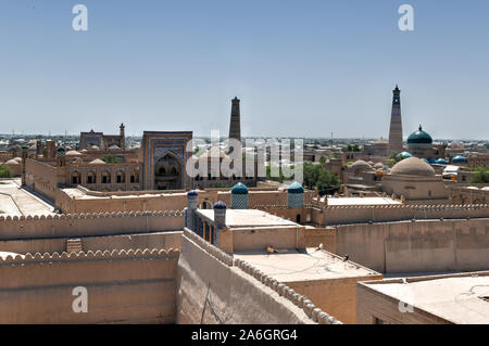 Blick von Kunya-Ark Zitadelle in Chiwa, Region Khorezm, Usbekistan. Stockfoto