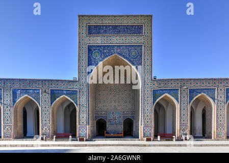 Innenhof des Kalyan Moschee, Teil der Po-i-Kalyan Komplex in Buchara, Usbekistan. Stockfoto