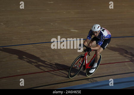 Lee Valley VeloPark, London, UK. 26 Okt, 2019. 6 Tag Serie Radfahren London; Adrian Hegyvary während des Madison Verfolgung - Redaktionelle Verwendung Credit: Aktion plus Sport/Alamy leben Nachrichten Stockfoto