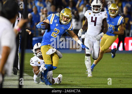 In Pasadena, Kalifornien. 26 Okt, 2019. UCLA Bruins wide receiver Kyle Philips #2 läuft in Aktion, die im dritten Quartal des NCAA Football Spiel zwischen den UCLA Bruins und die Arizona State Sun Devils im Rose Bowl in Pasadena, Kalifornien. Louis Lopez/CSM/Alamy leben Nachrichten Stockfoto