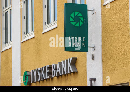 Jyske Bank ist in Skagen, Dänemark am 28. Juli 2019 Skagen ist die nördlichste Stadt Dänemarks, an der Ostküste der Halbinsel Skagen Odde ganz im Norden von Jütland. © Michal Fludra/Alamy leben Nachrichten Stockfoto