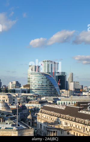 Blick auf die Skyline des modernen Gebäude einschließlich Moor Haus auf London Wall und CityPoint in Ropemaker Street, City of London Financial District, EC2 Stockfoto