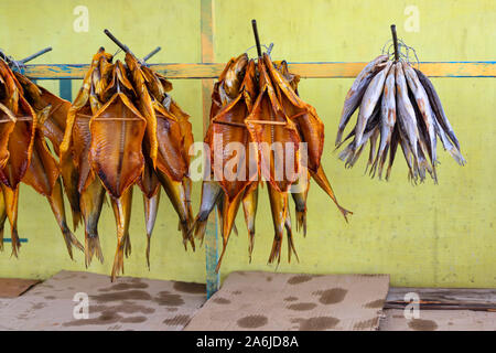 Stockfisch in der issyk-kul Markt in Kirgisistan Stockfoto
