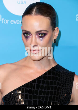 West Hollywood, USA. 26 Okt, 2019. WEST HOLLYWOOD, LOS ANGELES, Kalifornien, USA - 26. Oktober: Peta Murgatroyd kommt an der 7. jährlichen UNICEF Maskenball 2019 an der Kimpton La Peer Hotel am 26. Oktober 2019 in West Hollywood, Los Angeles, Kalifornien, USA, statt. (Foto von Xavier Collin/Image Press Agency) Quelle: Bild Presse Agentur/Alamy leben Nachrichten Stockfoto