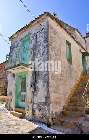 Kleine Städte Marathokambos, Platanos, Voutliotes und Koumaiika auf der griechischen Ägäis Insel Samos. Stockfoto