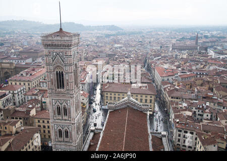 Italienischen Gotik Campanile di Giotto (Giotto Campanile) und Italienischen gotischen Kathedrale Santa Maria del Fiore (Florenz Kathedrale der Heiligen Maria von Th Stockfoto