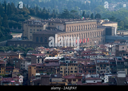 Der Renaissance Palazzo Pitti (Palazzo Pitti) umgebaut im XVI. Jahrhundert für die Familie Medici im historischen Zentrum von Firenze aufgeführt sind Weltkulturerbe der UNESCO. Firen Stockfoto