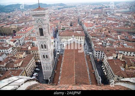 Italienischen Gotik Campanile di Giotto (Giotto Campanile) und Italienischen gotischen Kathedrale Santa Maria del Fiore (Florenz Kathedrale der Heiligen Maria von Th Stockfoto