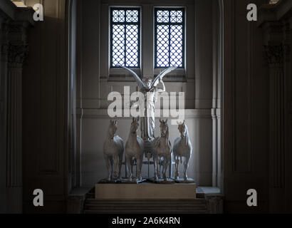 Denkmal der vier Pferde und Engel in der Victor Emmanuel II National Monument in Rom. Der Altar des Vaterlandes oder Altare della Patria. Stockfoto