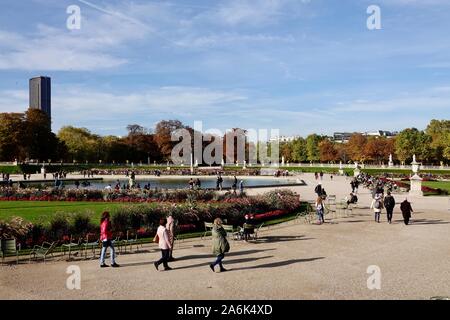 Herbst in den Luxemburg Gärten, Oktober in Paris, Frankreich Stockfoto