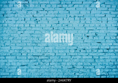 Old Red Brick Brick Wall mit tiefen Blau lackiert Stockfoto